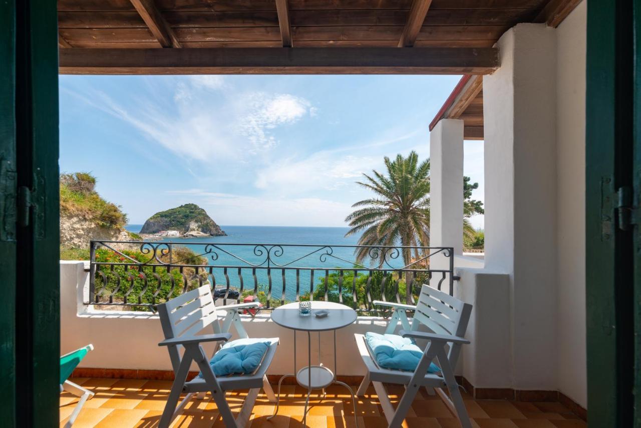 Villa Bina Sea Hotel Sant'Angelo  エクステリア 写真
