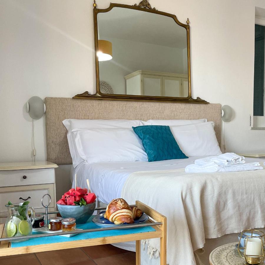 Villa Bina Sea Hotel Sant'Angelo  エクステリア 写真